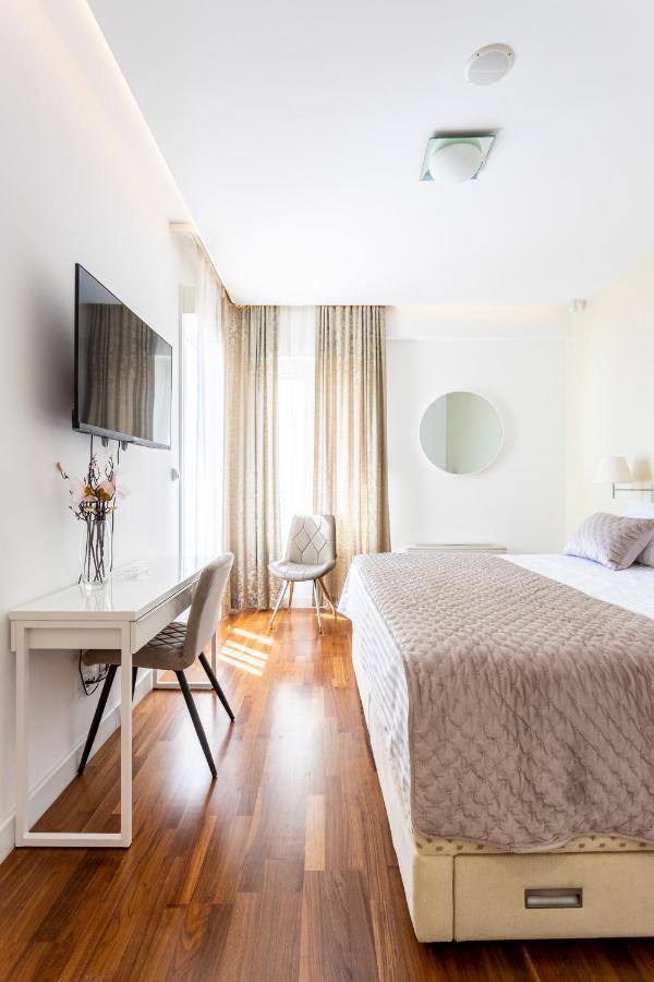 Apartments Blue Maris Znjan Split Zewnętrze zdjęcie